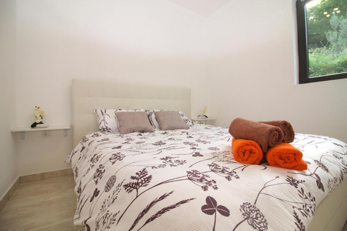 Apartaments Paradise Копер Екстериор снимка